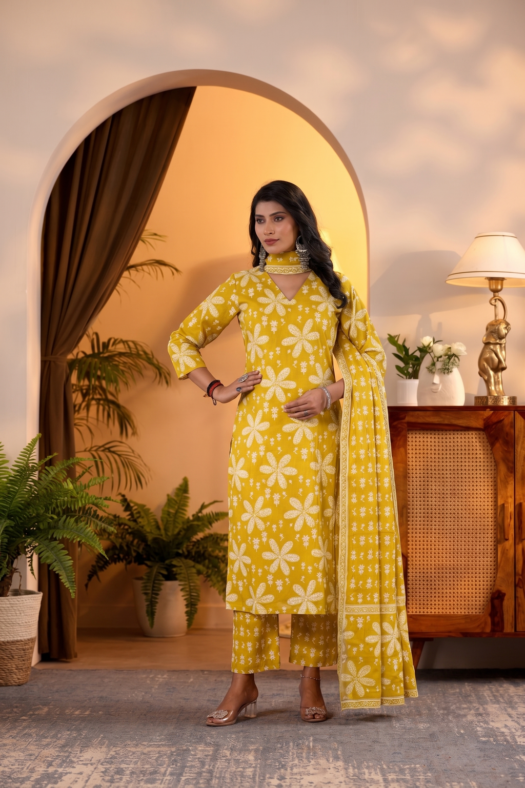 Sitara Kurti, Pant & Dupatta